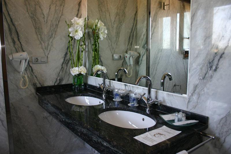 Bed and Breakfast Complejo Aldeola Malpica Exterior foto
